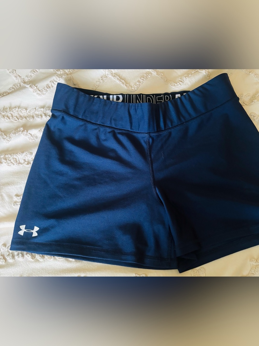 Under Armour Women’s Navy Performance Shorts XXL